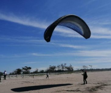 Deportes_En_Playa_Novillero_Nayarit
